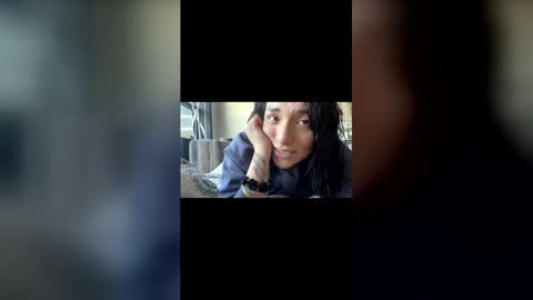 Snapshot of suzyishellawet chatting on 25, 11, 2025 Suzy online show from 25, 11, 2025