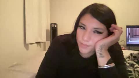 Suzy online show from 6, 4, 2026