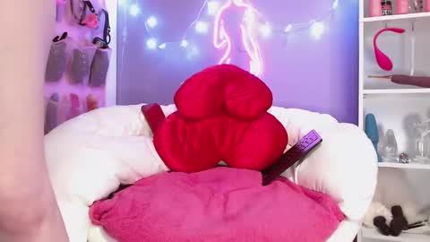 sweeeets85 online show from 21, 11, 2025