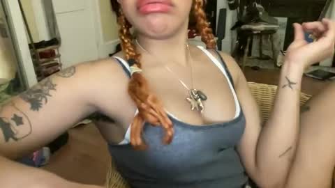 Snapshot of sweeetg1rl chatting on 1, 3, 2026 june online show from 1, 3, 2026