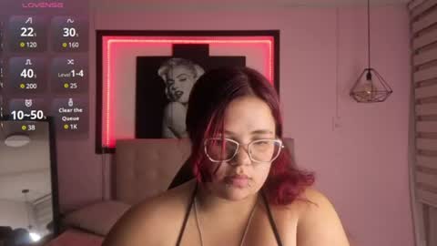 Snapshot of sweet__cat__ chatting on 20, 6, 2026 sweet__cat__ online show from 20, 6, 2026
