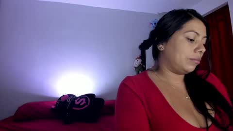 Snapshot of sweet__evil_ chatting on 26, 12, 2024 sweet online show from 26, 12, 2024