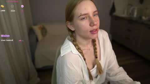 Snapshot of sweet__michelle chatting on 25, 5, 2026 Michelle online show from 25, 5, 2026