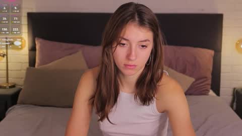 Snapshot of sweet__vikki chatting on 16, 11, 2025 sweet__vikki online show from 16, 11, 2025