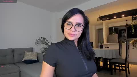 Snapshot of sweet_ailin chatting on 20, 11, 2025 sweet_ailin online show from 20, 11, 2025