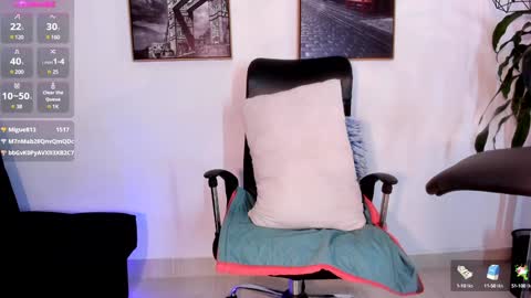 Snapshot of sweet_alessandro1 chatting on 5, 1, 2025 alessandre online show from 5, 1, 2025