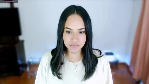 Snapshot of sweet_angel2001 chatting on 23, 11, 2025 Stephanie online show from 23, 11, 2025