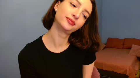 Snapshot of sweet_baby_miranda_ chatting on 9, 12, 2024 Miranda online show from 9, 12, 2024