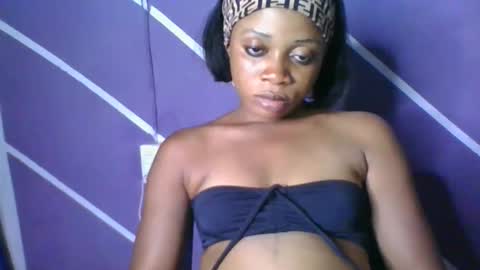 Snapshot of sweet_berry31 chatting on 13, 11, 2025 baby girl online show from 13, 11, 2025