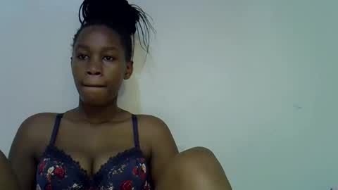Snapshot of sweet_brown9 chatting on 16, 10, 2025 sweet_brown9 online show from 16, 10, 2025