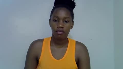 Snapshot of sweet_brown9 chatting on 17, 10, 2025 sweet_brown9 online show from 17, 10, 2025