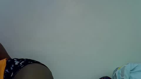 Snapshot of sweet_brown9 chatting on 17, 10, 2025 sweet_brown9 online show from 17, 10, 2025