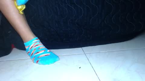 Bubbles online show from 10, 11, 2025