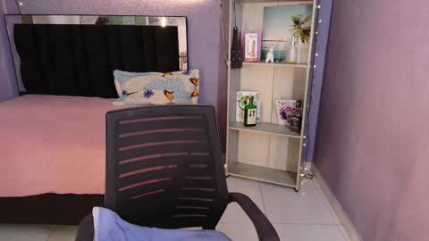 Candy online show from 22, 10, 2025