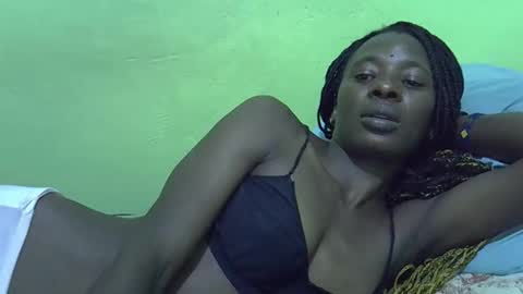 sweet_candie01 online show from 11, 3, 2026