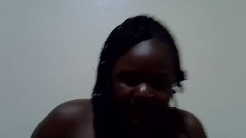 Snapshot of sweet_cindy8 chatting on 28, 9, 2025 Queen cindy online show from 28, 9, 2025