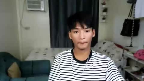 Snapshot of sweet_clarence69 chatting on 11, 6, 2026 CLARENCE online show from 11, 6, 2026