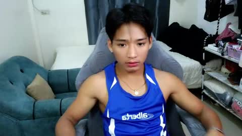Snapshot of sweet_clarence69 chatting on 26, 6, 2026 CLARENCE online show from 26, 6, 2026