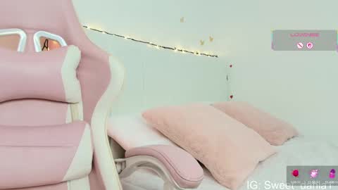 Snapshot of sweet_dania_ chatting on 9, 10, 2025 sweet_dania_ online show from 9, 10, 2025