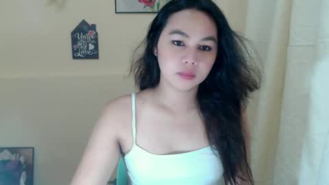 Snapshot of sweet_danicaa chatting on 14, 5, 2026 danice online show from 14, 5, 2026