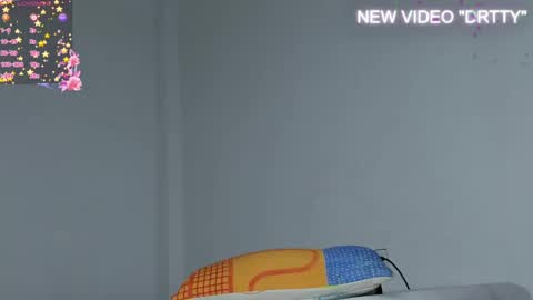 ZAFIRO QUIROZ online show from 31, 1, 2025