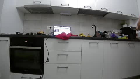 Snapshot of sweet_ella chatting on 18, 2, 2025 online show from 18, 2, 2025