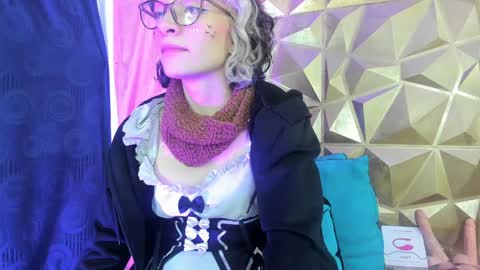  emmili  online show from 5, 12, 2024