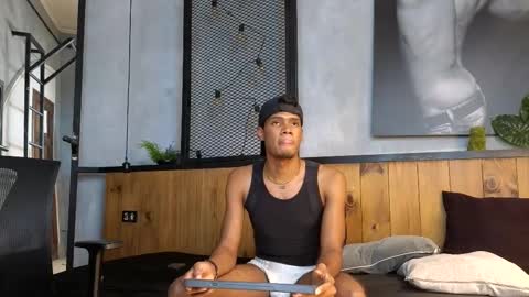 Snapshot of sweet_ethan_ chatting on 4, 12, 2025 sweet_ethan_ online show from 4, 12, 2025