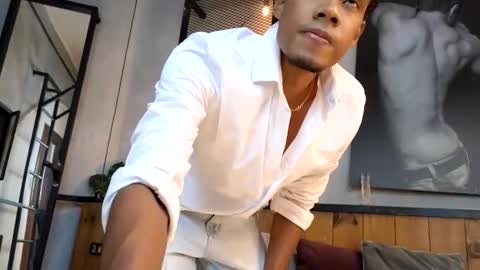 Snapshot of sweet_ethan_ chatting on 14, 12, 2025 sweet_ethan_ online show from 14, 12, 2025