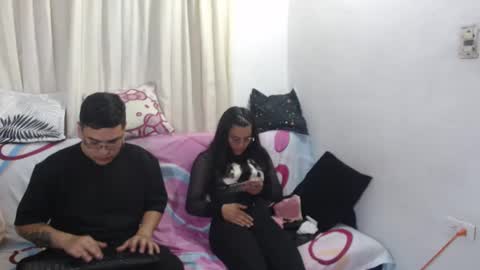 Snapshot of sweet_fantasy_couple chatting on 27, 1, 2025 sweet_fantasy_couple online show from 27, 1, 2025