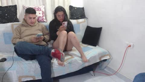 Snapshot of sweet_fantasy_couple chatting on 21, 9, 2025 sweet_fantasy_couple online show from 21, 9, 2025