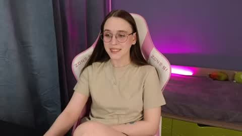 Snapshot of sweet_frosty chatting on 20, 6, 2026 Alice online show from 20, 6, 2026
