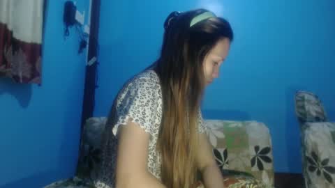 Snapshot of sweet_girlyxx chatting on 2, 12, 2024 girly online show from 2, 12, 2024