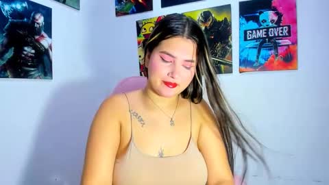 Snapshot of sweet_hanna27 chatting on 17, 11, 2025 H A N N A online show from 17, 11, 2025