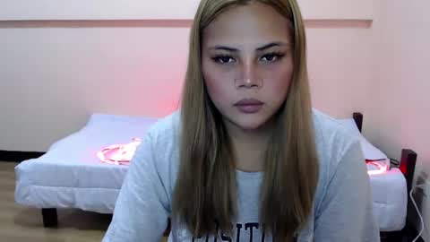 Snapshot of sweet_hard_queenxxx chatting on 28, 9, 2025 sophia daisy online show from 28, 9, 2025