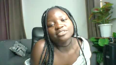 Snapshot of sweet_jenica chatting on 14, 12, 2024 ESTHER NEEMA online show from 14, 12, 2024