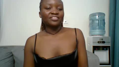 Snapshot of sweet_jenica chatting on 24, 10, 2025 ESTHER NEEMA online show from 24, 10, 2025