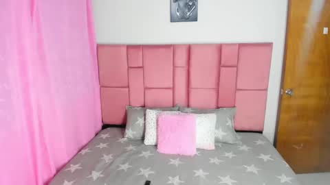 Snapshot of sweet_latiinas chatting on 28, 1, 2025 Kathe and Scarlett online show from 28, 1, 2025