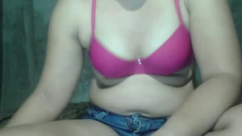 Snapshot of sweet_lily0613 chatting on 14, 2, 2025 sweet_lily0613 online show from 14, 2, 2025
