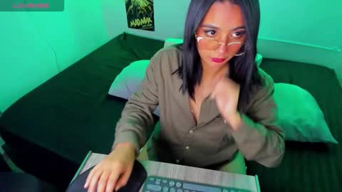 Snapshot of sweet_lina1 chatting on 18, 2, 2026 Lina online show from 18, 2, 2026