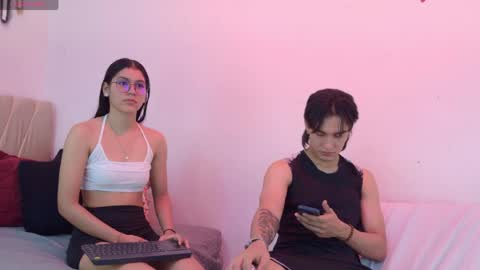 Mia online show from 12, 5, 2026