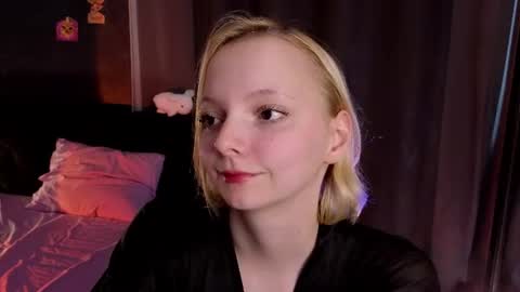 Snapshot of sweet_lynx chatting on 20, 7, 2026 Lana online show from 20, 7, 2026