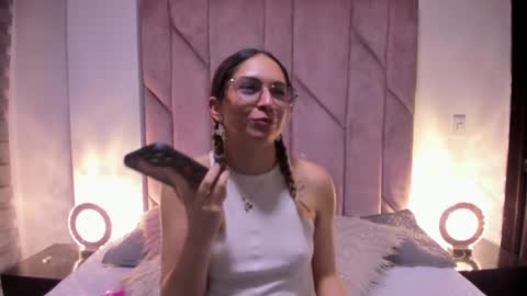 Snapshot of sweet_meelody chatting on 27, 9, 2025 Melody online show from 27, 9, 2025