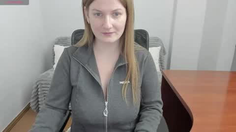 Mila online show from 13, 1, 2026