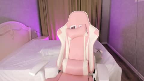 Snapshot of sweet_mikasa chatting on 6, 11, 2025 Mikasa online show from 6, 11, 2025