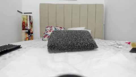 sweet_milky_ online show from 10, 3, 2025