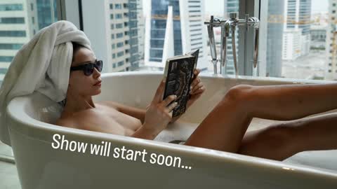 Snapshot of sweet_moan chatting on 18, 10, 2025 Dana online show from 18, 10, 2025