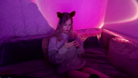 Snapshot of sweet_mol1y chatting on 7, 10, 2025 sweet_mol1y online show from 7, 10, 2025