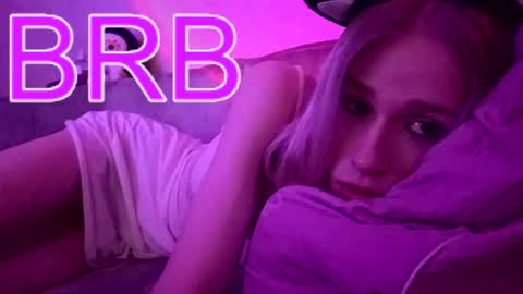 Snapshot of sweet_mol1y chatting on 22, 10, 2025 sweet_mol1y online show from 22, 10, 2025