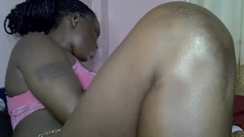 Snapshot of sweet_monalisa93 chatting on 21, 11, 2025 Lisa online show from 21, 11, 2025